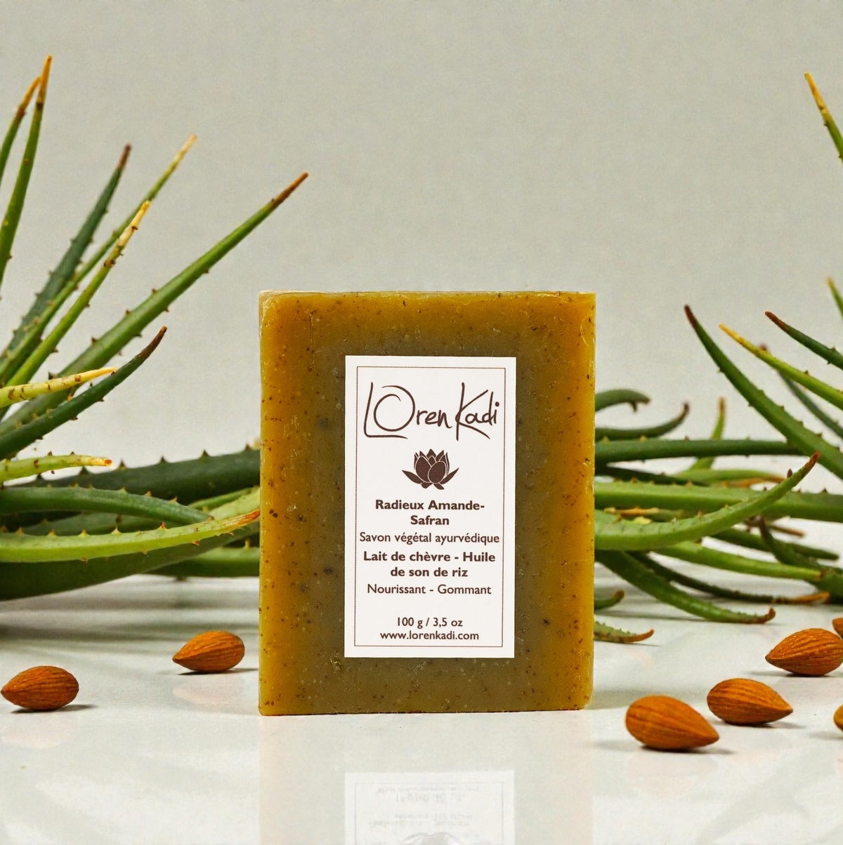 Savon ayurvédique - Radieux Amande Safran