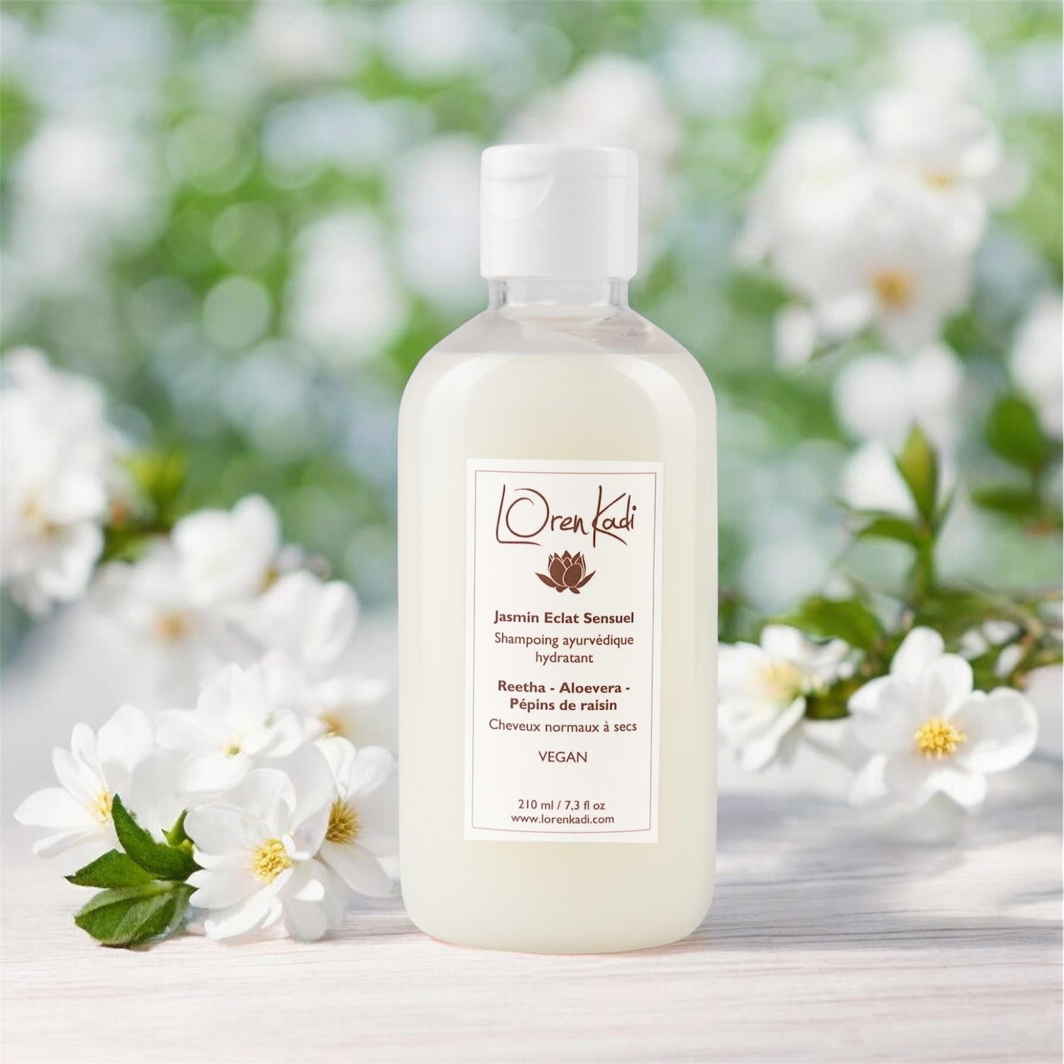 shampoing ayurvédique jasmin éclat sensuel hydratant pour cheveux secs